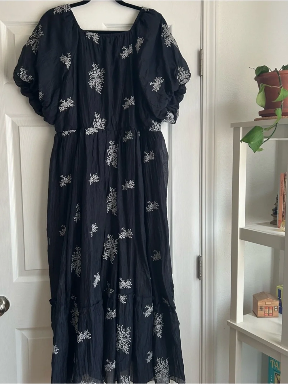Polagram black maxi dress with white flowers size 2x nwt - Picture 4 of 4